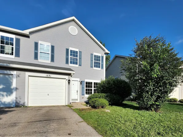 1681 Cameron Dr, Hampshire, IL 60140