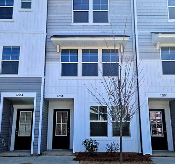 1215 Briarhill Rd #B — Photo 22