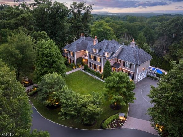 11 Hamilton Rd