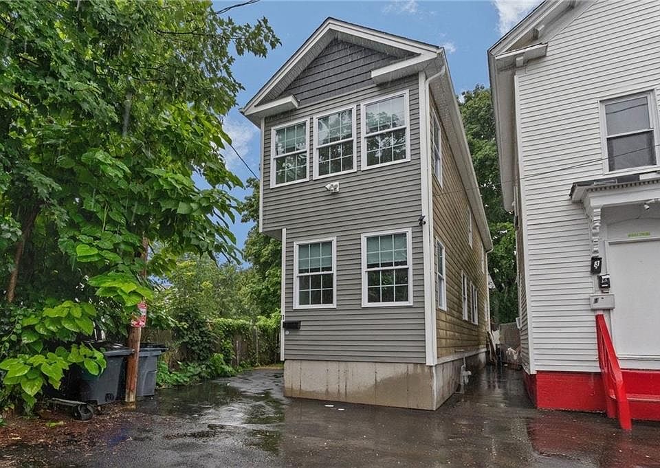 1st image of 11 Baldwin Ct