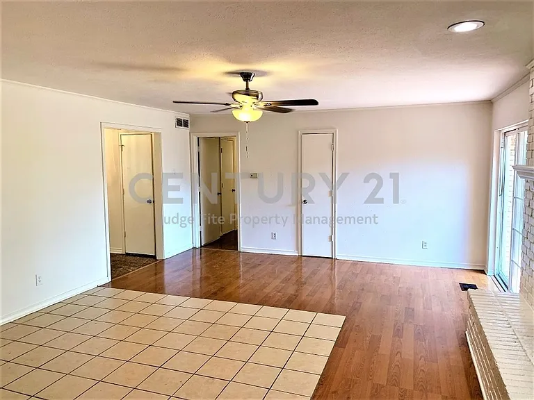 3910 Bucknell Dr — Photo 5