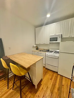 Rented by Corcoran | media 11