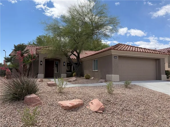 10013 Crescent Creek Dr, Las Vegas, NV 89134