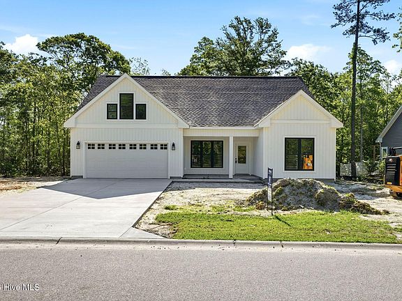 3rd image of 554 Sanctuary Point SW