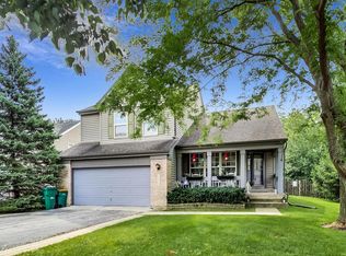 7867 Geneva Dr, Gurnee, IL 60031