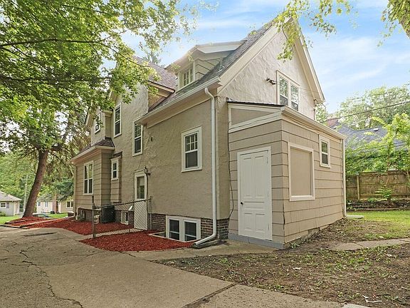 3rd image of 6 W Ainsworth St