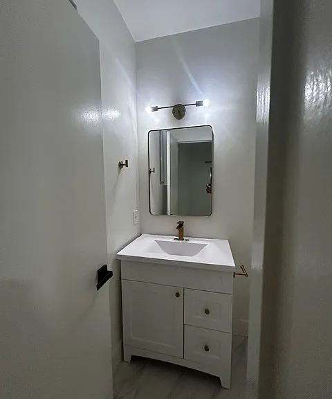 16303 Gramercy Pl #3 — Photo 4