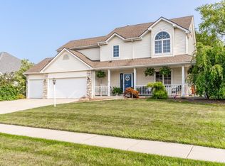 1133 Pathfinder Cv, Fort Wayne, IN 46845