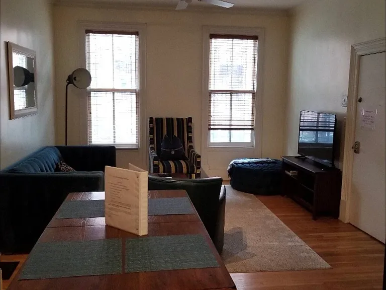38 Hanson St #2 — Photo 15