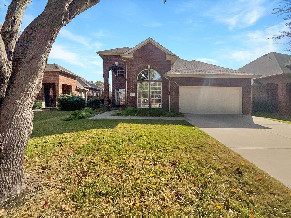 1st image of 9722 Links Fairway Dr