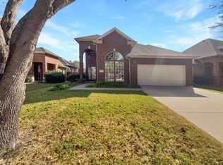 9722 Links Fairway Dr, Rowlett, TX 75089