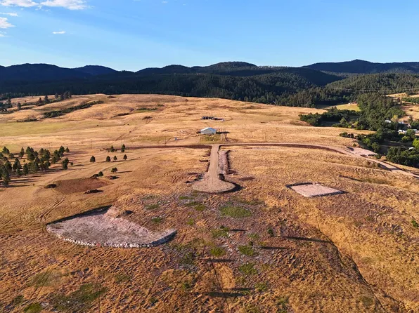 8 Centennial Rd, Spearfish, SD 57783