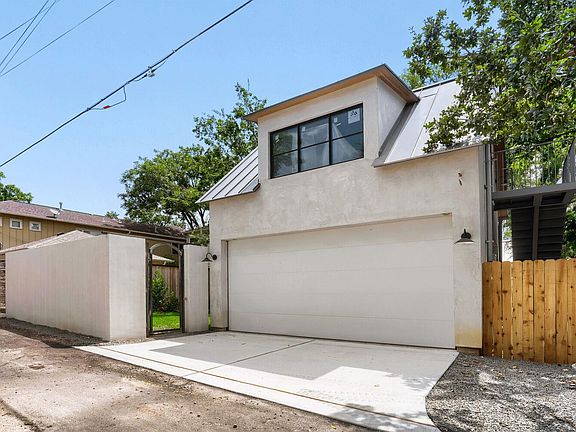 5th image of 1104 Maufrais St