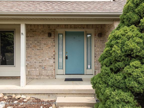 5th image of 4404 Hickorywood Dr