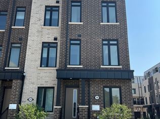 19 Case Ootes Dr, Toronto, ON M4A0A9