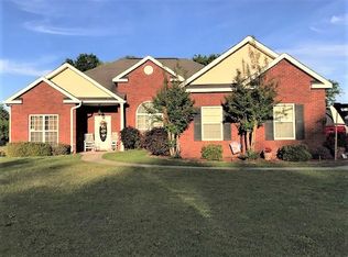 130 Dora Ln, Byron, GA 31008