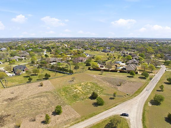 4th image of 94 Country Ridge Rd