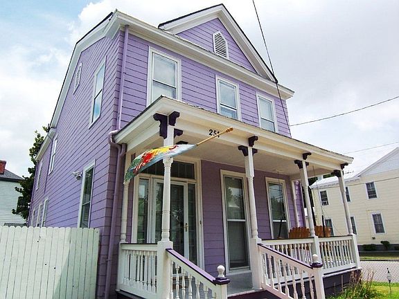 4th image of 251 Webster Ave