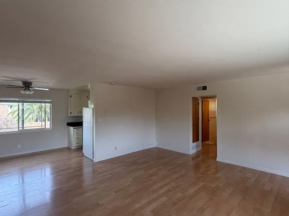 720 Madison Ave #16, Redwood City, CA 94061