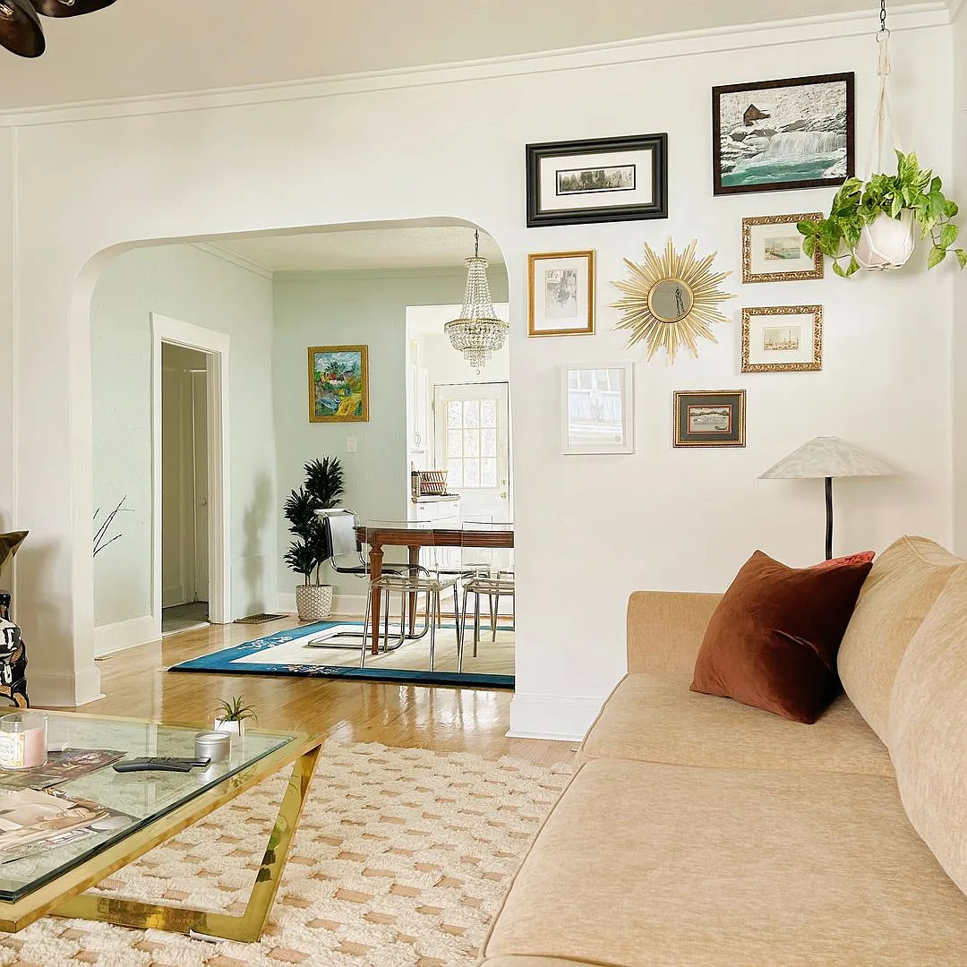 Charming 2 Bed Home with Private Yard - Capitol Hill — Photo 4