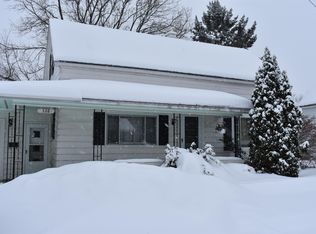 328 E 2nd St, Gaylord, MI 49735