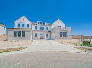 24111 W Corte Escarpa, Valencia, CA 91354