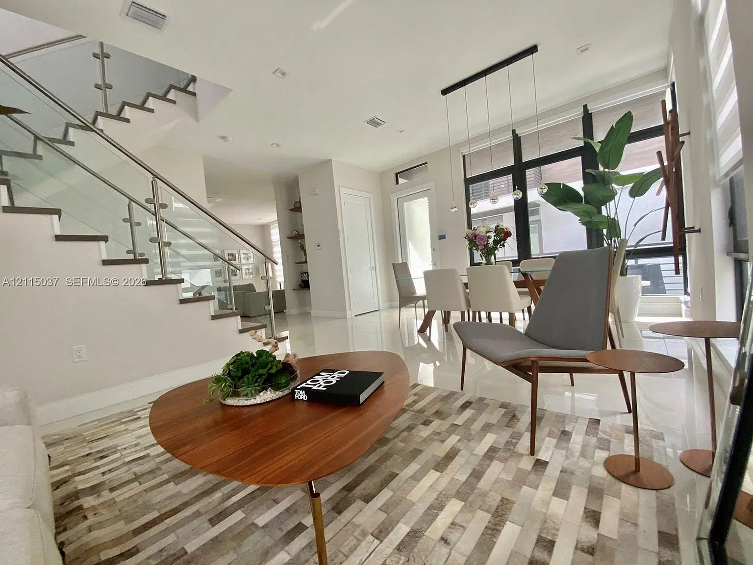 Downtown Doral South Phas — Photo 1