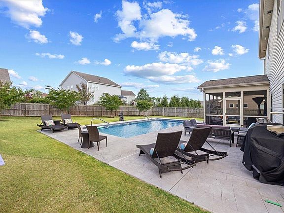 2nd image of 1205 Windrose Dr