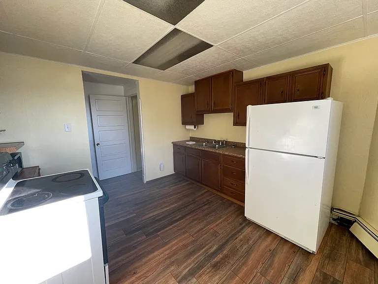 704 N Front St #1 — Photo 6