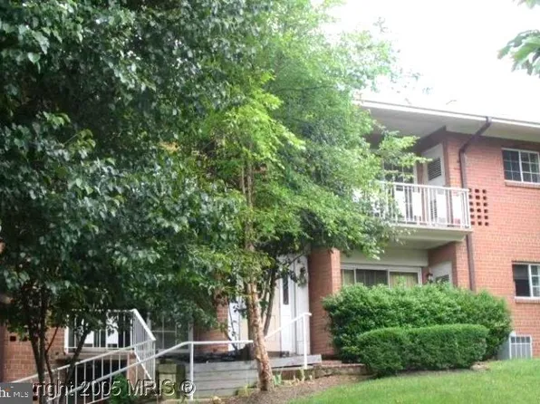5603 Franconia Rd APT 202, Alexandria, VA 22310