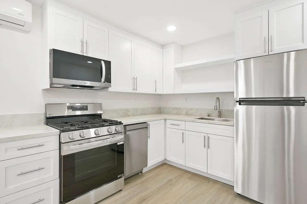 1 bed, 440 sqft, $2,795 — Photo 4
