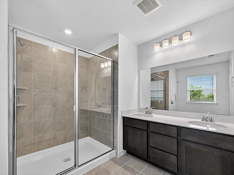1567 Dukeswood Dr — Photo 7