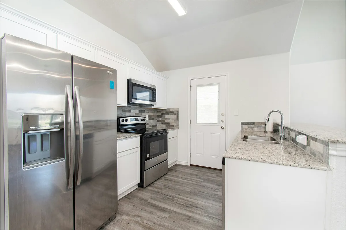 Building Photo - 527 Lost Trl #B