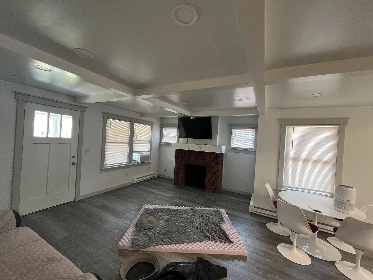 2 bed, 1300 sqft, $1,680 — Photo 3