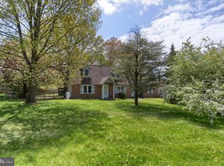 3606 Roundtop Rd, Elizabethtown, PA 17022