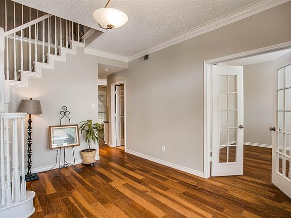 5th image of 2209 Warrington Ave