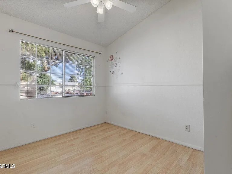 625 S Westwood St #194 — Photo 15