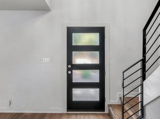 6211 Manor Rd APT 107, Austin, TX 78723