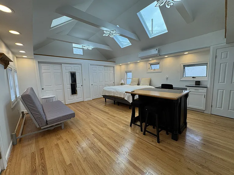 16B Homestead Ave #16B — Photo 18