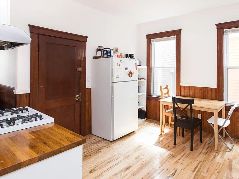 20 Waldo Ave #2 — Photo 8