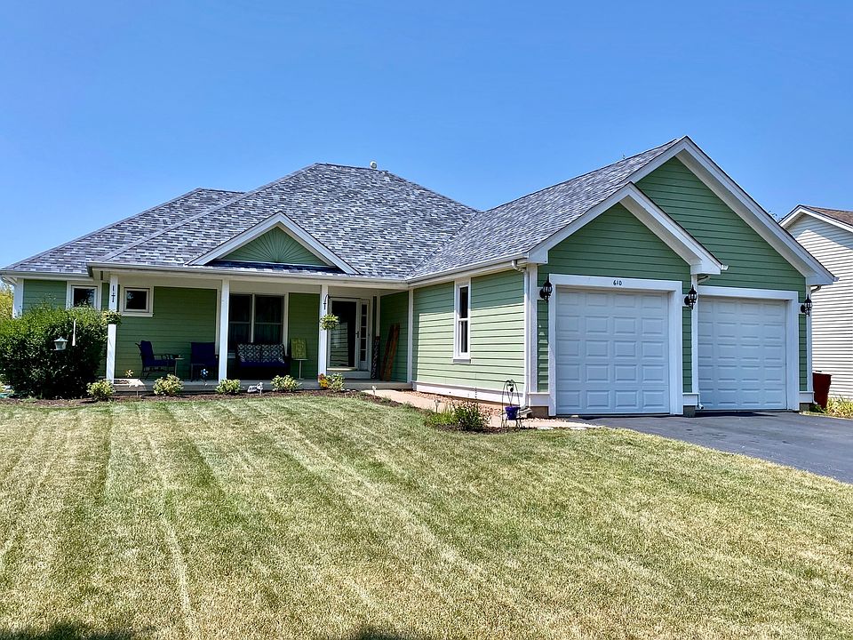 1st image of 610 Bluestem Ln