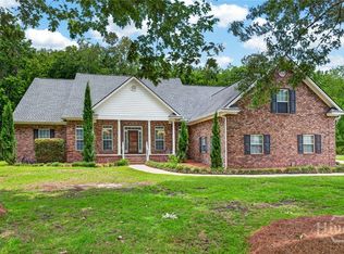 105 Maxwell Ct, Richmond Hill, GA 31324