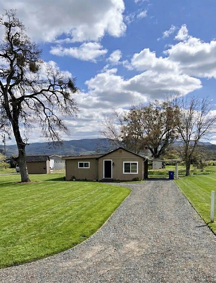 1 bed, 1.0 bath, 670 sqft, $1,595 — Photo 2