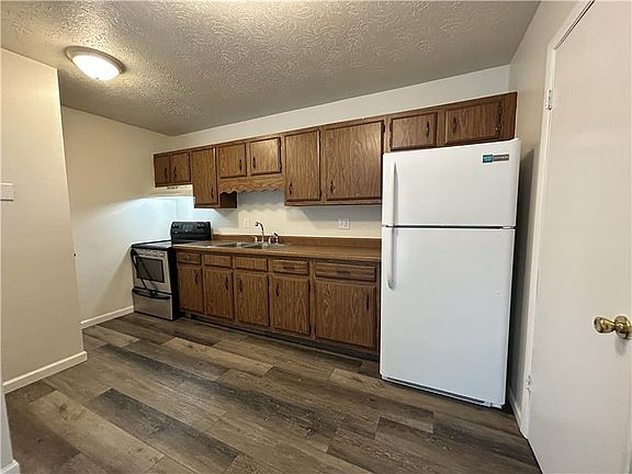 4th image of 3433 Pennsylvania Ave APT 8