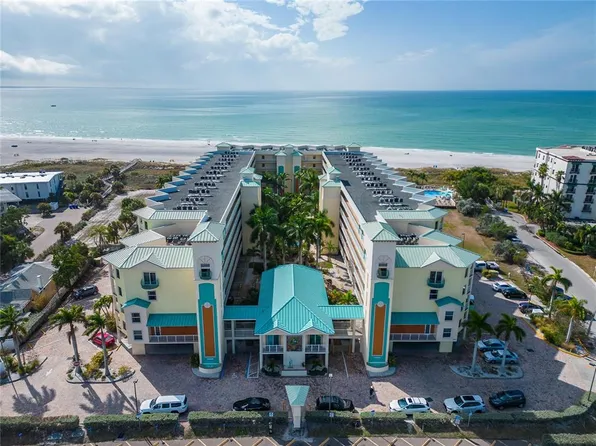 12000 Gulf Blvd #406, Treasure Island, FL 33706