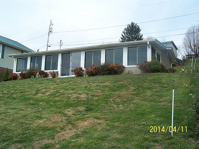 1st image of 23098 Ahoy Ln
