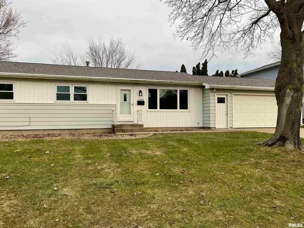 2944 9 1/2 St, East Moline, IL 61244