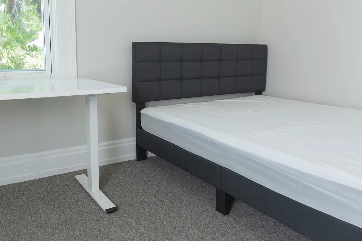 1 bed, $2,000 — Photo 2