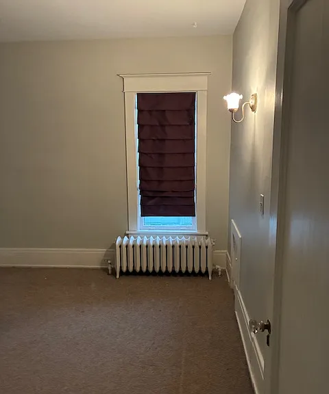 1 Windsor Ave — Photo 15