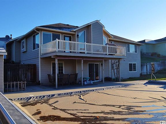 4th image of 3790 Nicklaus Dr